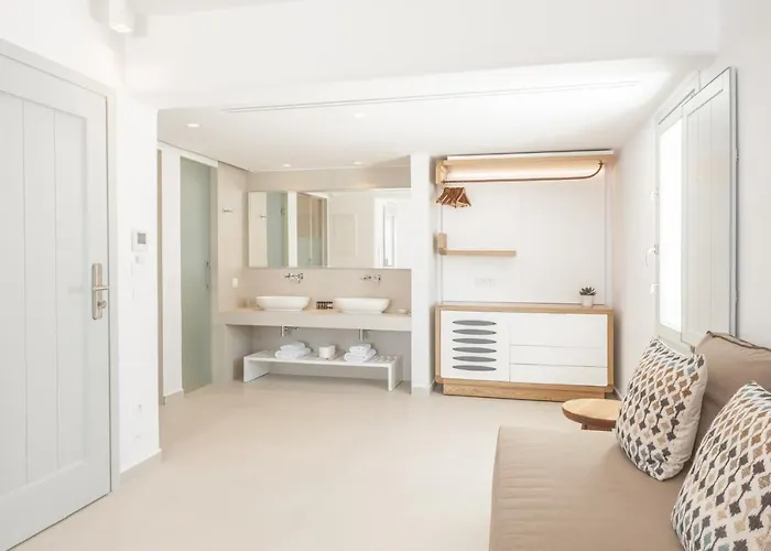 Отель Manoula's Mykonos 4*