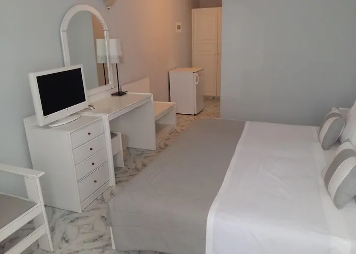 Отель Manoula's Mykonos Agios Ioannis Diakoftis