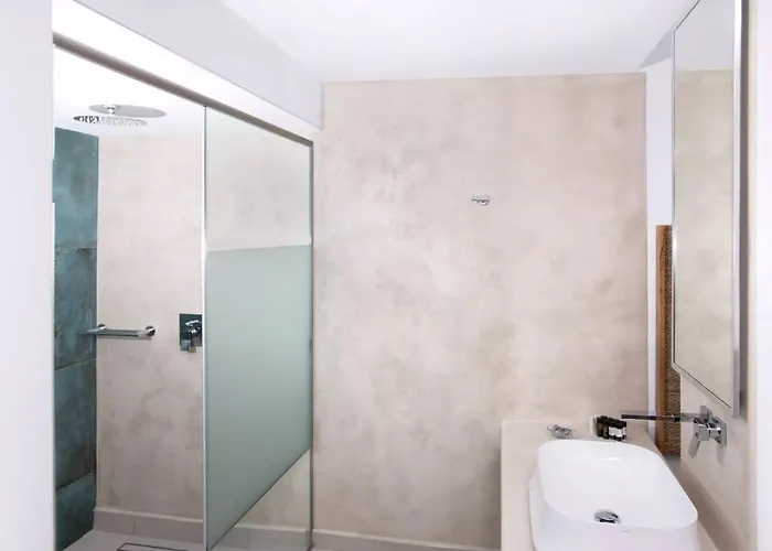 مانولاس بيتش ميكونوس فندق